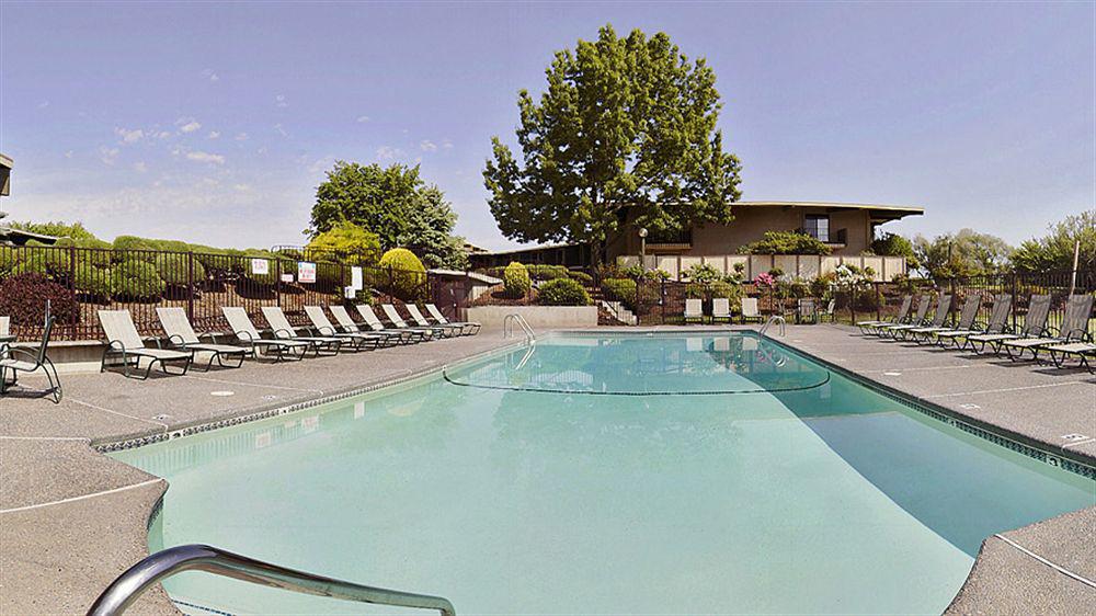 Holiday Inn Richland On The River, An Ihg Hotel Exterior photo